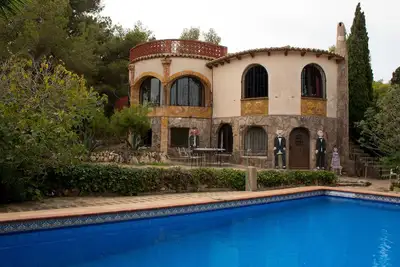 Image de Villa avec piscine et jardin donnant sur le Cap Nao – Costa Bianca