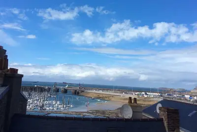 Image de Confortable Appartement Devant La Plage Vue Sur Mer Et St Malo Intra-Muros