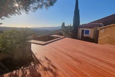 Image de Villa avec piscine- Vue exceptionnelle-Domaine de Valcros
