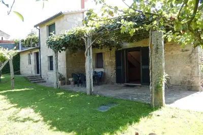 Porto Do Son: Ancienne maison renouvelée avec jardin de 1. 500m2