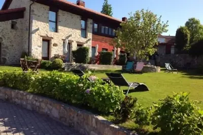 Image de Hortensia. Appartement rural L'hĂ´pital des Villahormes