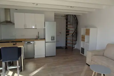 Image de 1-F2 40m² jardin+accès piscine entre mer et montagne