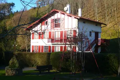 Image de Appt dans maison traditionnelle à deux pas de la plus belle plage du pays basque
