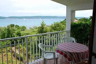 Image de Appartement dans Neviđane avec vue mer, terrasse, Climatisation, Wifi (4663-2)