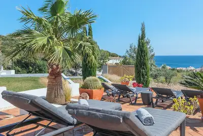 Image de Villa individuelle de luxe avec piscine