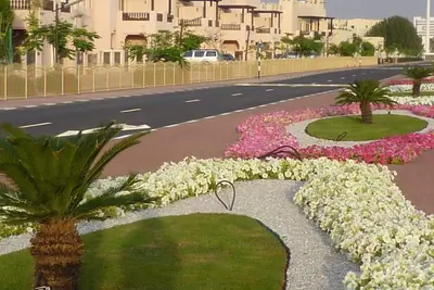 Image de Maison de ville avec piscine, près de la plage, à droite au golf
