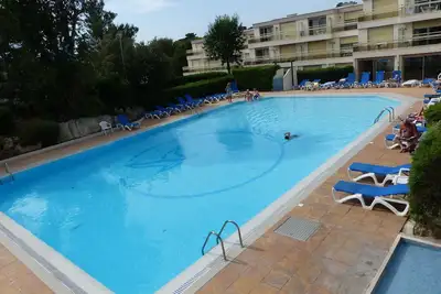 Image de Promo 2 pièces St Raphaël du samedi 16/08 au 23/08/2025 -> 910. 00€ -110€ = 800€