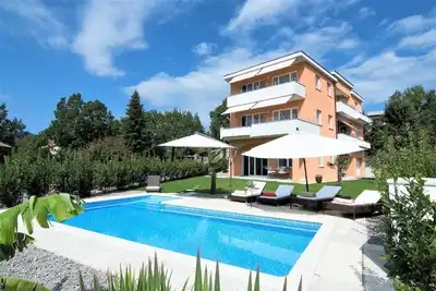 Image de Appartement de vacances Kastav pour 1 - 6 personnes avec 3 chambres à coucher - Domicile de vacance
