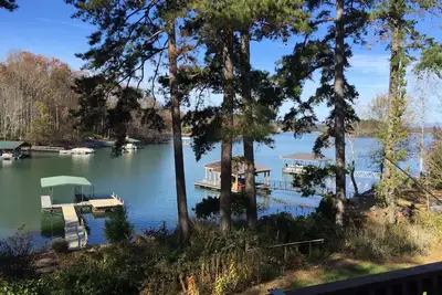 Image de Paradis sur le lac Keowee