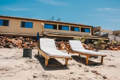 Image de New Villa sur la plage de Popenguine, 1\/2 pension ou pension complète avec chef