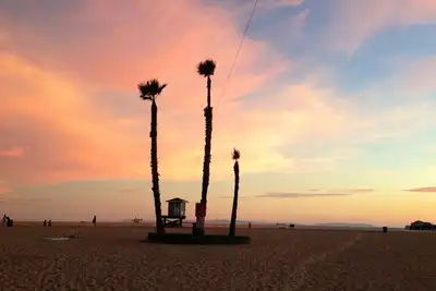 Image de 2 Chambre Seal Beach Getaway 30 jour Séjour minimum 1 1/2 blocs de la plage