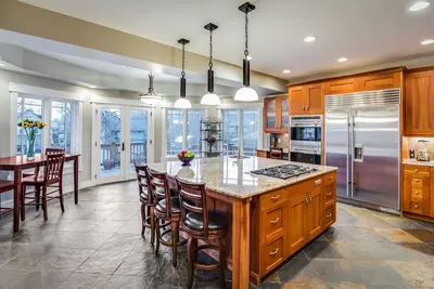 Image de Maison haut de gamme Boulder, 4 chambres, distance de marche facile du centre commercial Pearl Street