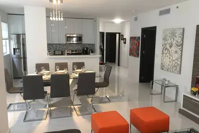 Image de Luxury Remodeled Ii, 3 Br, commodités