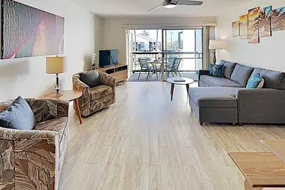 Image de Beau * Vue partielle sur l'océan par Top Swimming Beach