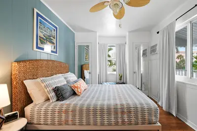 Image de plage chic deux chambres à coucher situé en face de la plage