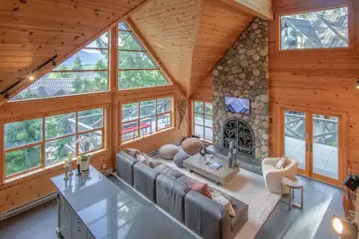 Image de Pinnacle Ridge # 34 | Ski-in Ski-Out | 6 Br, 6 salles de bain, 14 personnes