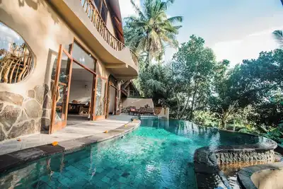 Image de 5br, Treehouse Calme privé au milieu de la rizière et de la nature