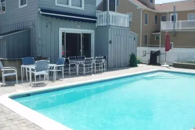 Image de Wedding Grps / Families 7bdrs, 3 bains, 2 cuisines, grande piscine, 2 blocs de la plage