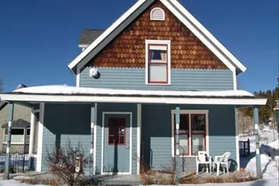 Image de Maison confortable dans le quartier historique - grande disponibilité!