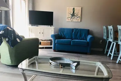 Image de Magnifique mise à jour Pebble Beach 3bd 2ba Oceanview Condo E202, Emerald Isle, Nc