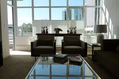 Image de West Ocean Towers Long Bch Condo 2Bed / 2ba / Sunny / Balcony / Pool / Gym / Best Building!