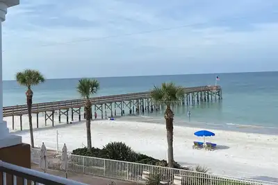 Image de Condo sur la plage à La Contessa! , 3bd / 3ba, piscine Cabana, Pêche privée Pier