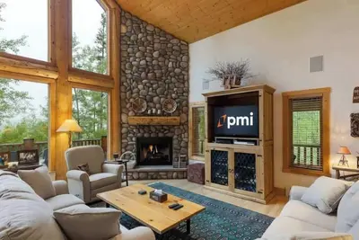 Image de Belle Pic 7 Propriété avec des vues magnifiques