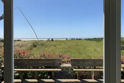 Image de Maison De Plage Bleue. Profitez de la vie sur la plage!