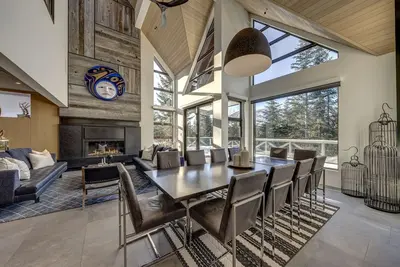Image de Pinnacle Ridge # 3 | Ski-in Ski-Out | 6 Br, 4 salles de bain, 12 personnes