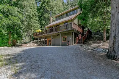 Image de Strawberry \/ Tahoe Mountain Getaway-Family Friendly w \/ Table de billard et une vue imprenable