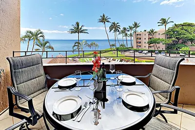 Image de Oceanfront * Condo de luxe Sugar Beach avec vue sur l'océan
