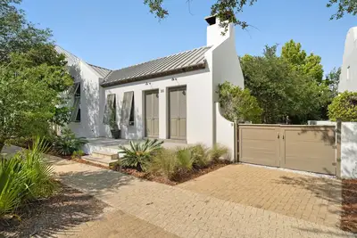 Image de Somerset Cottage 'Rosemary Beach Home privée avec cour fermée!