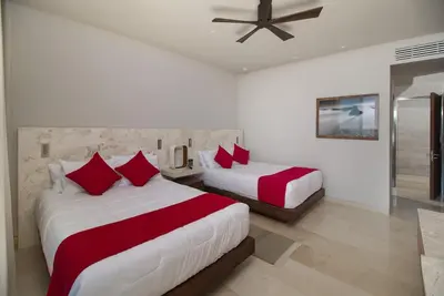 Image de Luxueux et magnifique condo 3 Bd avec une vue imprenable sur la mer de Cortez