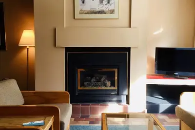 Image de Condo de ski confortable et rustique Ă Stowe Village Green, 2br 2ba, pour 6 personnes