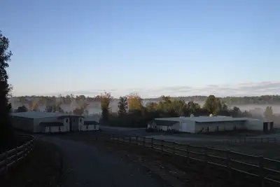 Image de Nouvel appartement économique et familial sur un ranch de chevaux