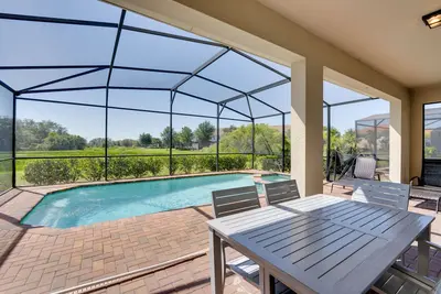 Nouveau! Resort Home w / piscine privée - 11 mi à Disney!