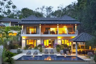 Image de Sunstone: Villa avec piscine de 8 chambres, plage n ° 19