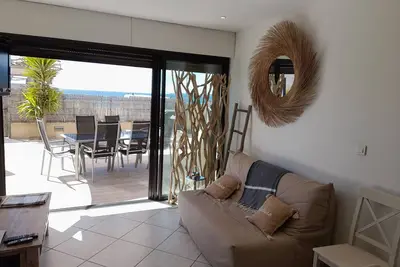 Image de Appartement T3 rez de jardin les pieds dans le sable