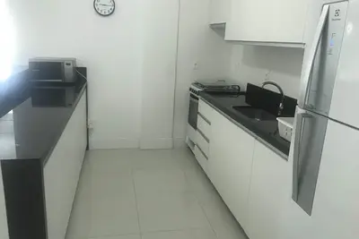 Image de Triplex / Praiabrava / Ar / Piscine / 3vas / Barbecue / Condominium FERMÉ