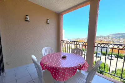 Image de Appartement F2 Ă Banyuls-sur-Mer avec Terrasse et Parking, Proche Plages