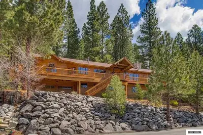 Image de La Tahoe Luxury Home 5 étoiles idéale pour le centre de vos vacances.