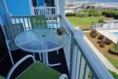 Image de Condo de 3 chambres en bord de mer à la belle Ocean Isle Beach, en Caroline du Nord