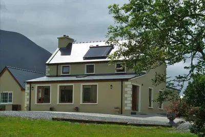 Image de Ring of Kerry maison de vacances avec vue sur la mer et montagne