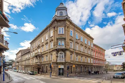 Image de Romantic Nest douce sous le dĂ´me - Rijeka Center