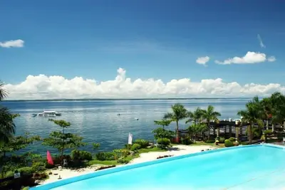 Image de Mactan Beach Resort, 1 chambre à coucher, 1 salle de bain, 60 m 2 Condo w \/ Ocean Views! 4 piscines