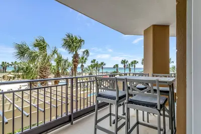 Image de 3e nuit gratuite jusqu'Ă Nov. Lg Balcony Ă Westwinds! Directement sur la plage!
