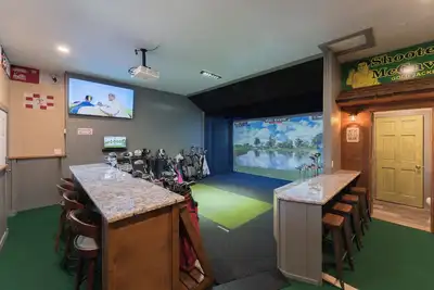 Image de First Class 1 est la retraite ultime! 130 \"théâtre / jeux d'arcade / chambre avec lits superposés
