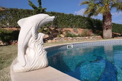 Image de Super villa de 4 chambres avec des vues fantastiques proximité de la plage et Village