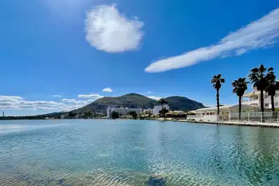 Image de Villa avec 3 chambres à 300 m de la plage