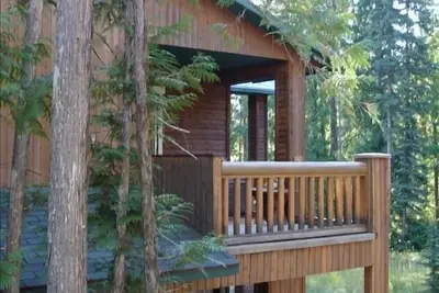 Image de Côté montagne, cabine de ski avec bain à remous privé - 5 min. Marcher jusqu'au télésiège